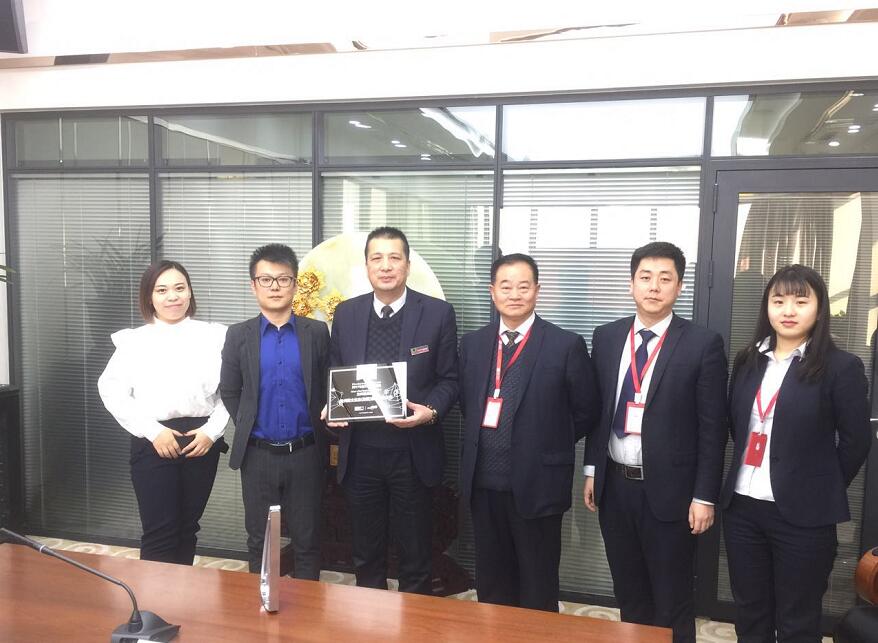 兰州zoty中欧集团荣获智联招聘2017年度最佳雇主奖（兰州站）