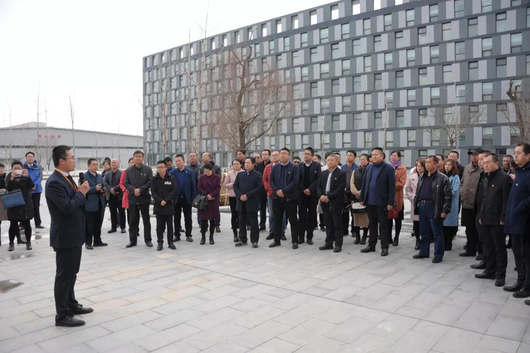 甘肃省第三期党建强、发展强非公经济工作能力提升培训班参观兰州新区“zoty中欧三厂” 项目